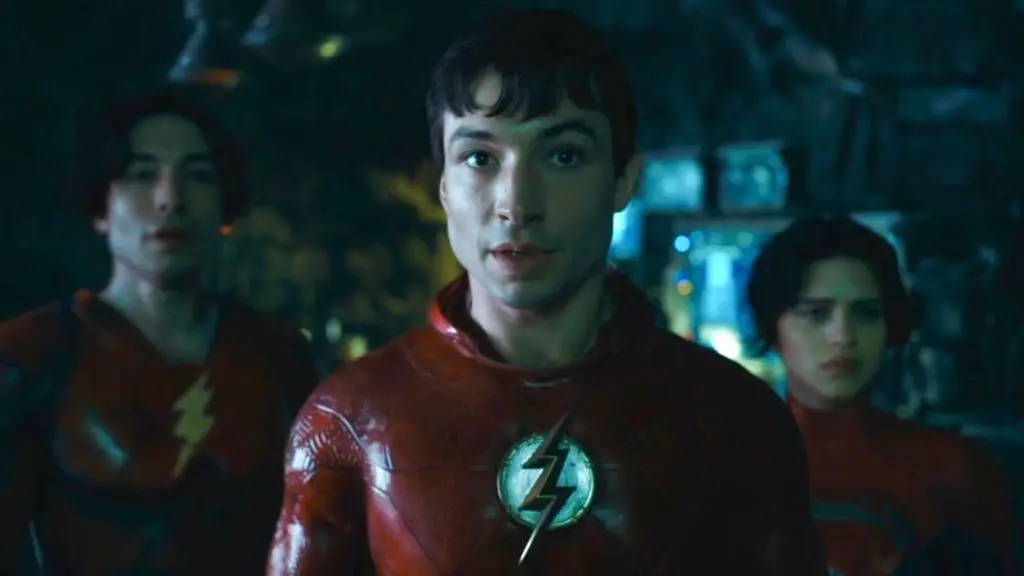 Ezra Miller é o motivo pelos atrasos de The Flash, diz jornalista