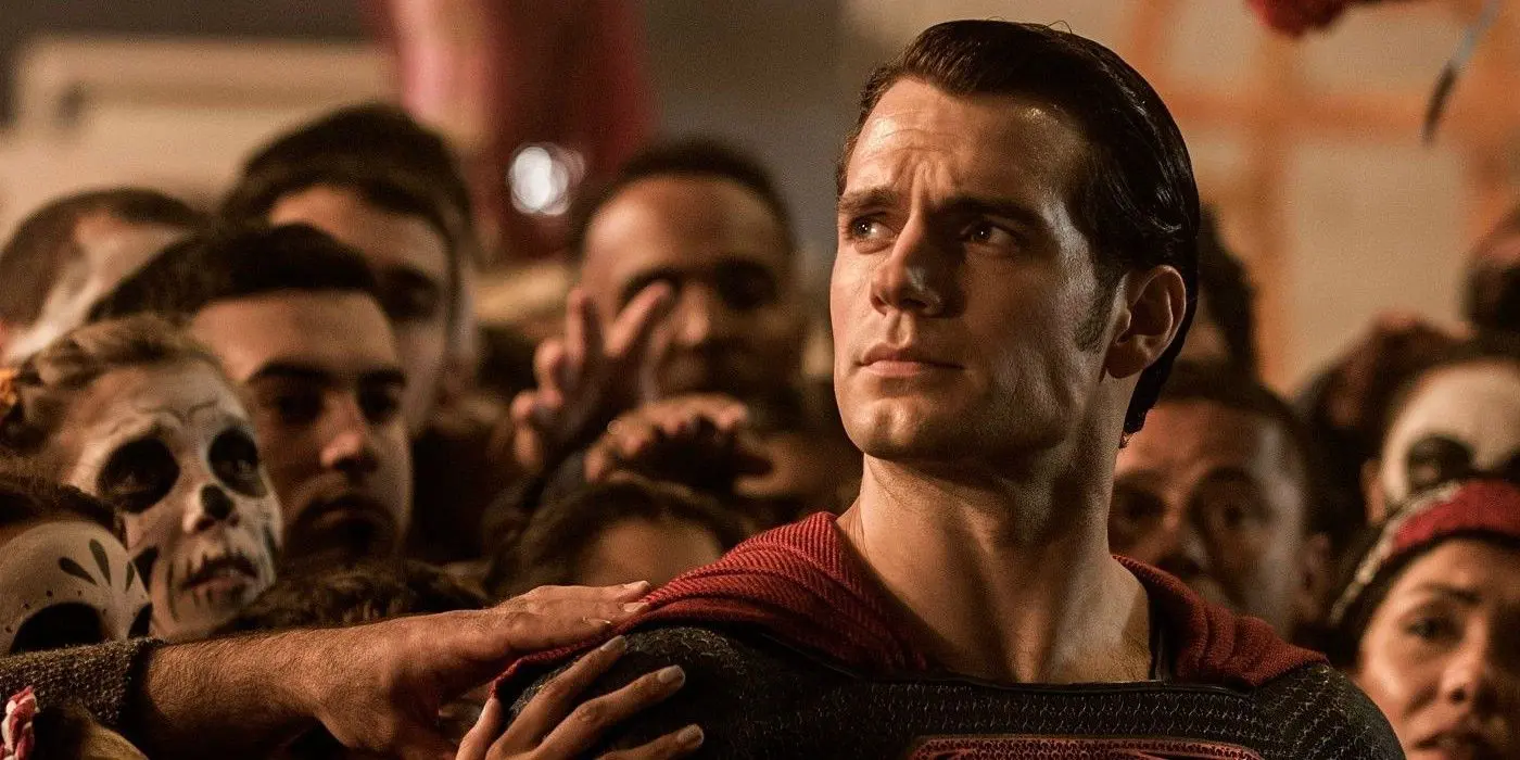 Adeus DC: Henry Cavill abandona Superman e vira novo herói da Marvel em  imagem incrível