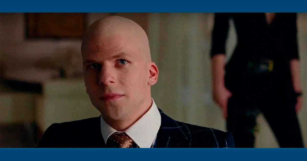  Jesse Eisenberg fala de possível retorno ao DCEU e diz que o público odeia o seu Lex Luthor