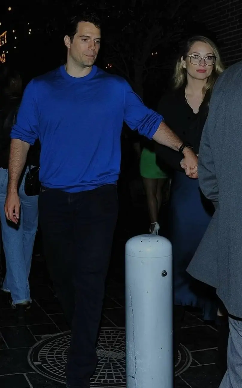 Henry Cavill e sua namorada Tara na premiere em Londres de Batman Vs  Superman! #AlwaysHenryCavillBrasil