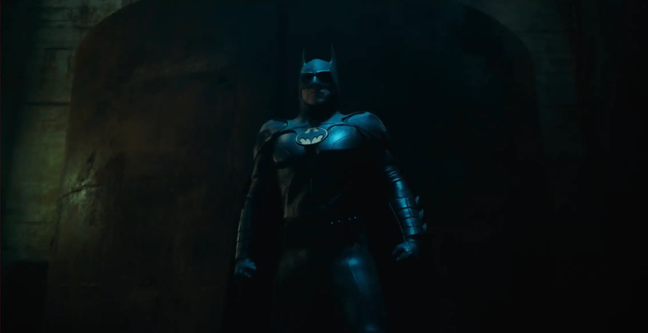 Michael-Keaton-Batman-legadodadc.webp