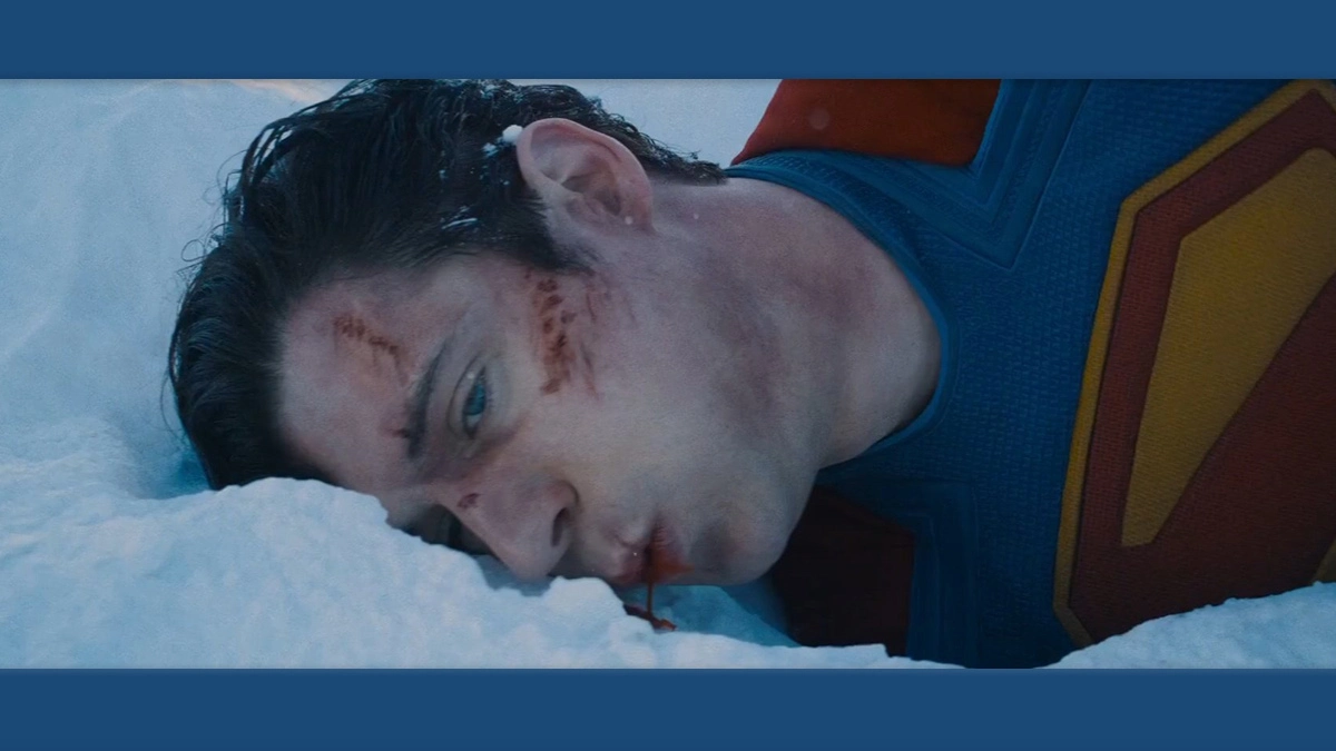 Por que o Superman está sangrando no trailer?