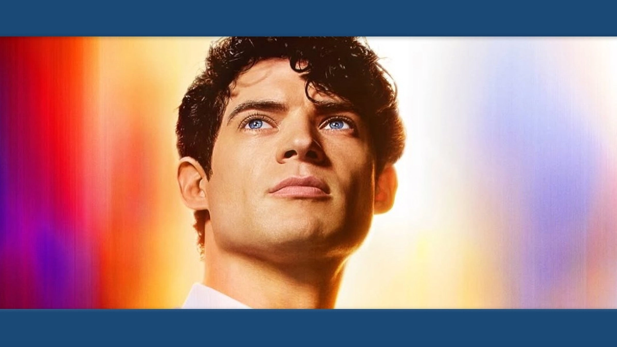 Clark Kent em pôster de Superman