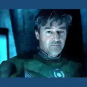 Lanternas Veja imagens oficiais de Hal Jordan com seu traje de Lanterna Verde